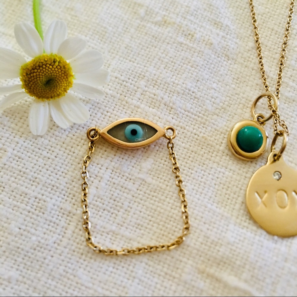 MEJURI evil eye chain ring